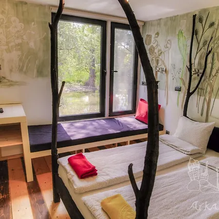 Arkabarka 2- Floating Dream And Alojamento de Acomodação e Pequeno-almoço Belgrado