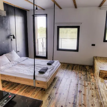 Arkabarka 2- Floating Dream And 4* Belgrado
