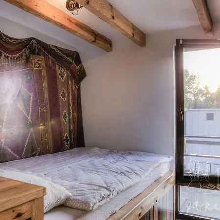 Arkabarka 2- Floating Dream And Alojamento de Acomodação e Pequeno-almoço