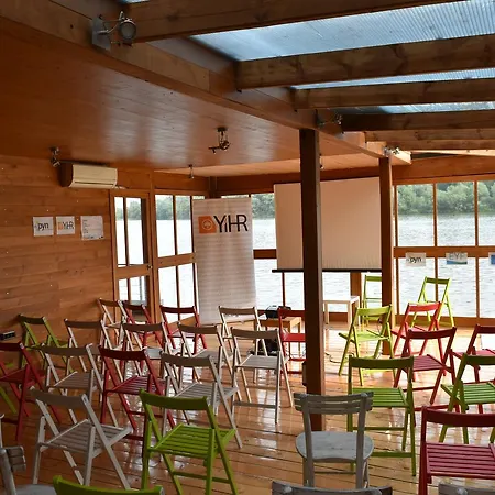 Arkabarka 2- Floating Dream And Bed & Breakfast Bělehrad