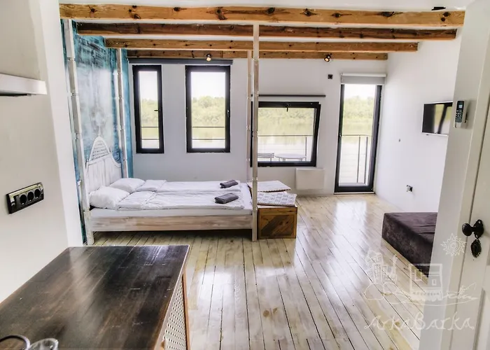 Nocleg ze śniadaniem Arkabarka 2- Floating Dream And Belgrad